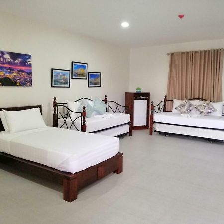 Nirvana Resort Puerto Galera Buitenkant foto