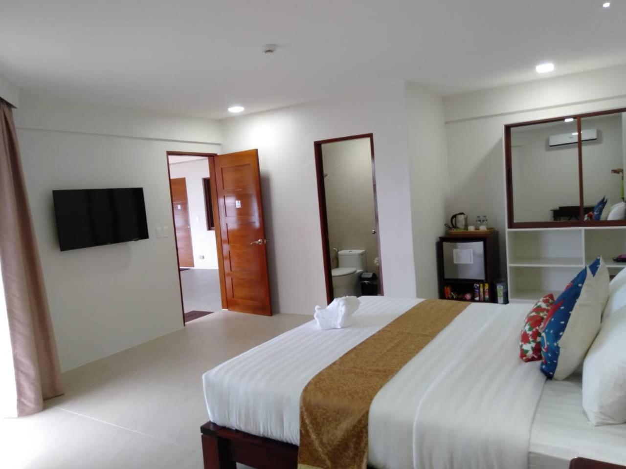 Nirvana Resort Puerto Galera Buitenkant foto