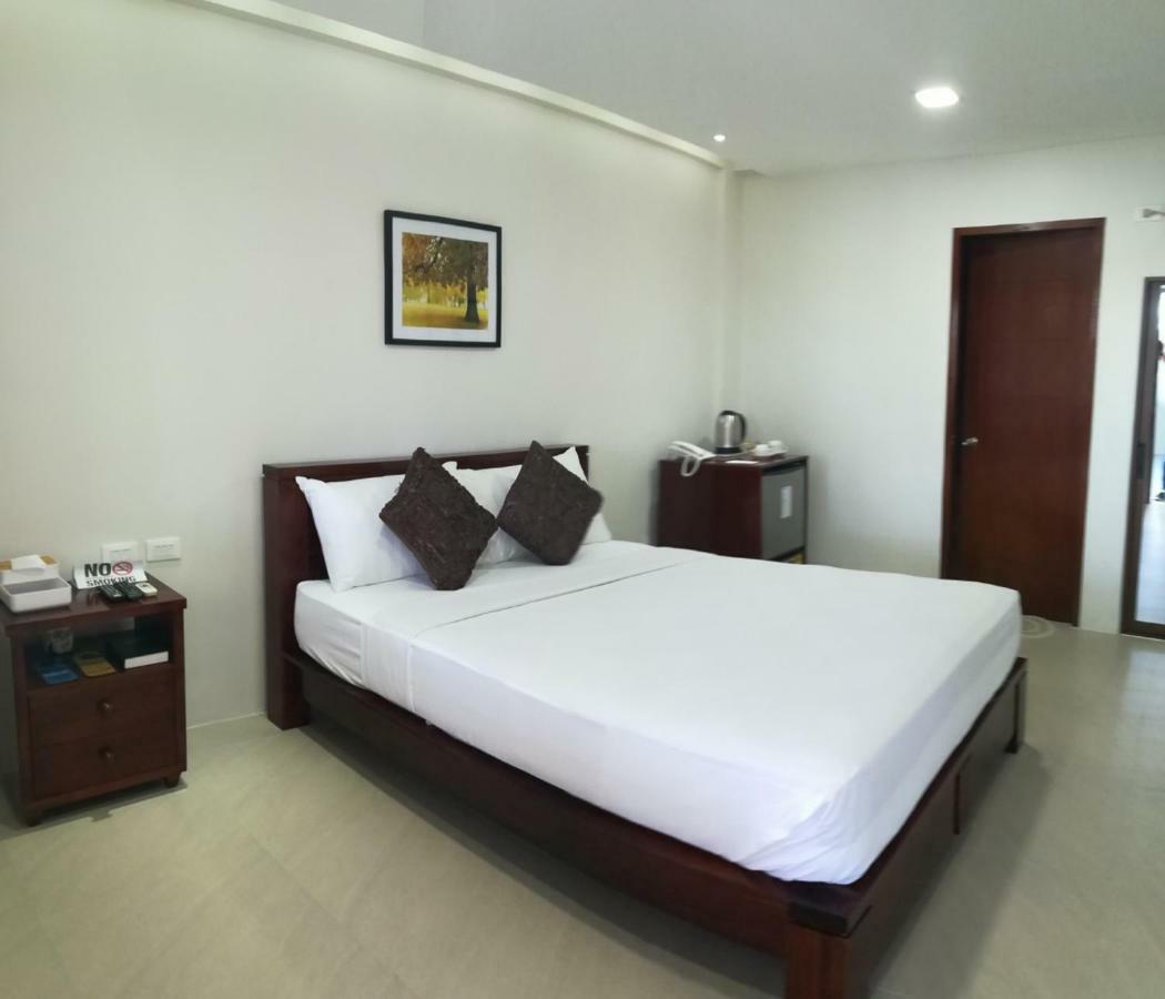 Nirvana Resort Puerto Galera Buitenkant foto