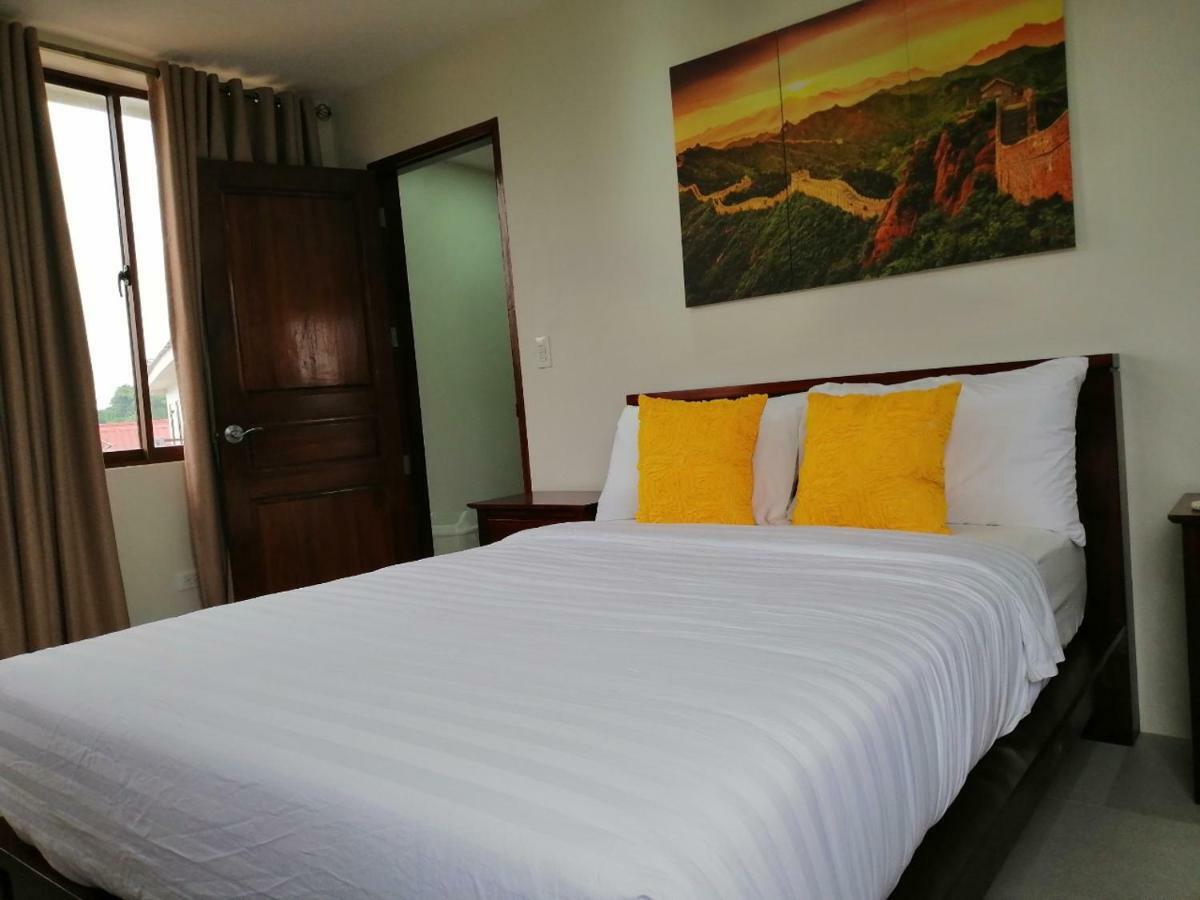 Nirvana Resort Puerto Galera Buitenkant foto