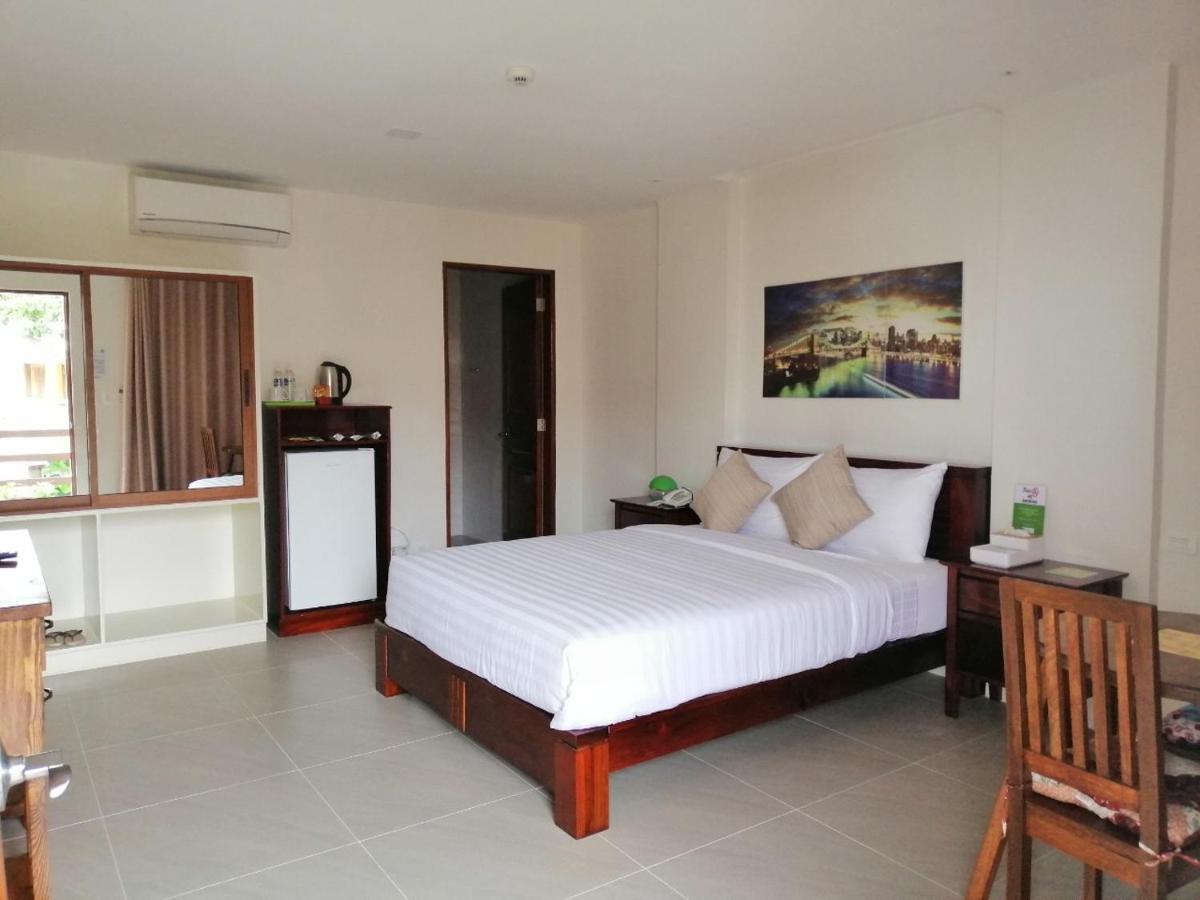 Nirvana Resort Puerto Galera Buitenkant foto